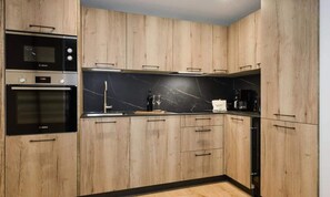 Fridge, dishwasher, cookware/dishes/utensils - Courchevel 1650 - 8 People - Ski-in/ski-out (Courchevel)