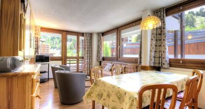 3-room Apartment for 7 People in Plagne Centre