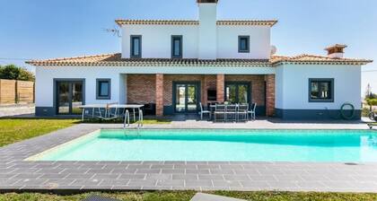 Houses & Villas for 10 People