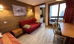 Living area - Bear Hollow C44 (Les Allues)