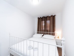 Room - Stone House Prapatna-two Bedroom Holiday Home With Swimming Pool (Smokvica)