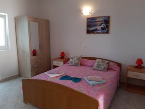 Apartment - Apartments Franka Saplunara-one-bedroom Apartment With Terrace and Sea View No1 (Mljet)