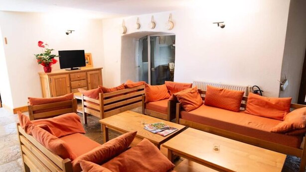 Fireplace - Cottage for 11 People (Massegros Causses Gorges)