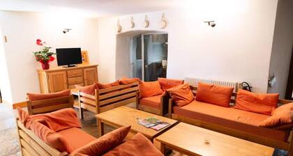 Cottage for 11 People