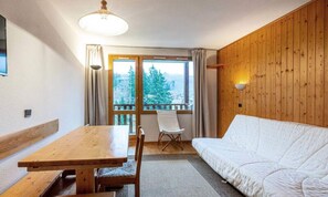 Living area - White Horse C11 (Les Avanchers-Valmorel)