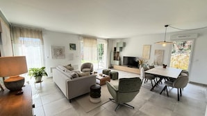 Unclassified image, 3 of 3, button - Apartment in Valbonne With Pool & Garden (Valbonne)