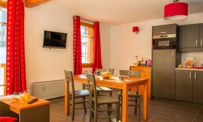 Apartment | Dining - 3-room Apartment for 6 People (Saint-Colomban-des-Villards)