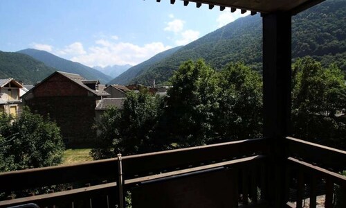 Luchon - 2-room Apartment With South-facing Balcony AND Superb Mountain Views