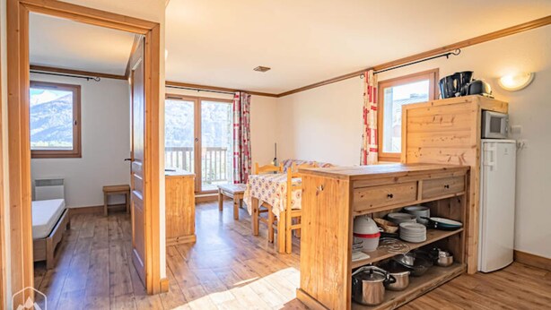 Unclassified image, 1 of 3, button - Spacious and Comfortable, With Unobstructed Views of the Mountains (Aussois)
