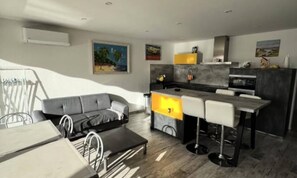 Interior - Holiday Home in Grau du Roi by the Marina (Le Grau-Du-Roi)