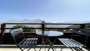 Outdoor dining - Dba220 - 1 Bedroom Apartment + Sleeping Alcove - Balcony - Sleeps 6 - 1800 Area (Puy-Saint-Vincent)