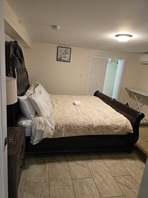 1 bedroom, iron/ironing board, WiFi