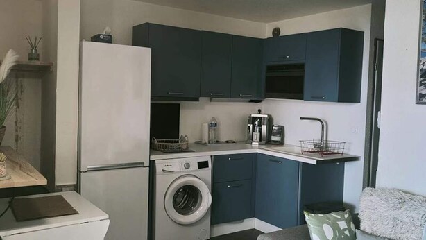 Cookware/dishes/utensils - Apartment in Coudalere by Saltwater Lake (Le Barcares)
