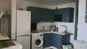 Peralatan masak/sendok-piring