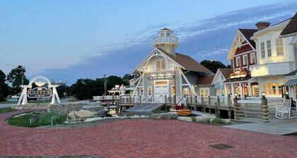 Charming/Tiny Blue Heron Cottage - 1/2 mile2beach-Dog OK-Firepit