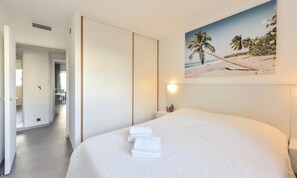 Apartamento | 3 quartos, ferros/tábuas de passar roupa, roupa de cama