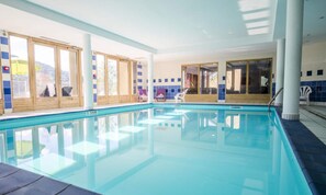 Pool - Apartment in Saint-gervais With Pool Views (Saint-Gervais-les-Bains)