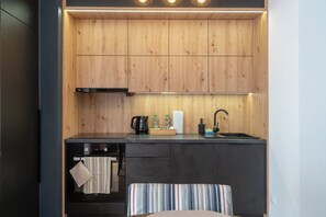 Refrigerador, horno, parrilla de estufa y lavavajillas 