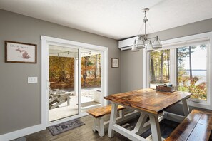 Dining - The Long Lake Escape (Traverse City)
