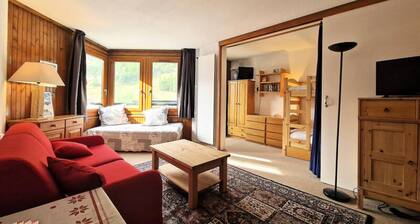 Studio Apartment at the Foot of the Slopes and Shops