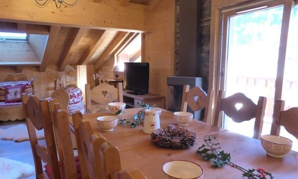 Dining - Apartment in Areches With Mountain Views (Beaufort)