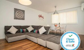 Living area - Apartment in Tavira With Pool & Beaches (Tavira)