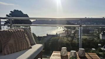 Khuôn viên nơi lưu trú