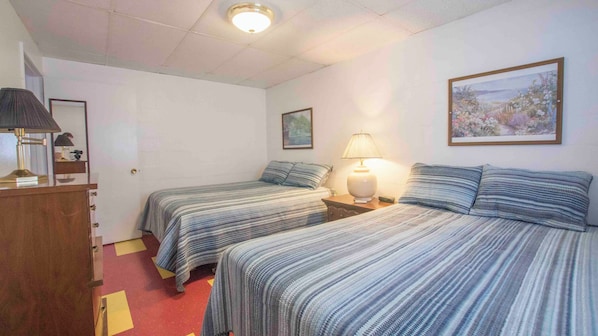 Bügeleisen/Bügelbrett, kostenloses WLAN