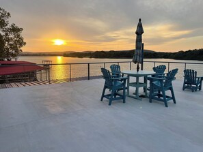Exterior - Lakeside Valentine (Kingsland)