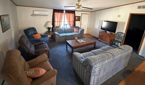 Elite House, 3 Bedrooms, Kitchen, Pool View | Living area - Lakeside Valentine (Kingsland)