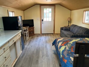 Maison, animaux de compagnie acceptés, vue lac | Fer et planche à repasser, Wi-Fi gratuit