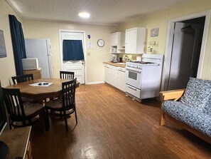 Classic Cottage, 1 Bedroom, Lakeside | Living area - Lakeside Valentine (Kingsland)