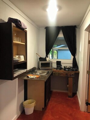 Leilighet, kjøkken, utsikt mot innsjø | Eget kjøkken | Kjøleskap, mikrobølgeovn, ovn og kokeplater