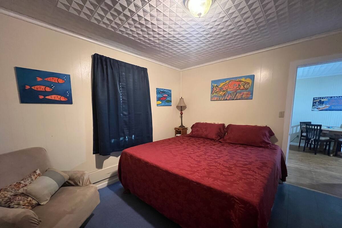 Classic Cottage, 1 Bedroom, Lakeside | Iron/ironing board (on request), WiFi (free)