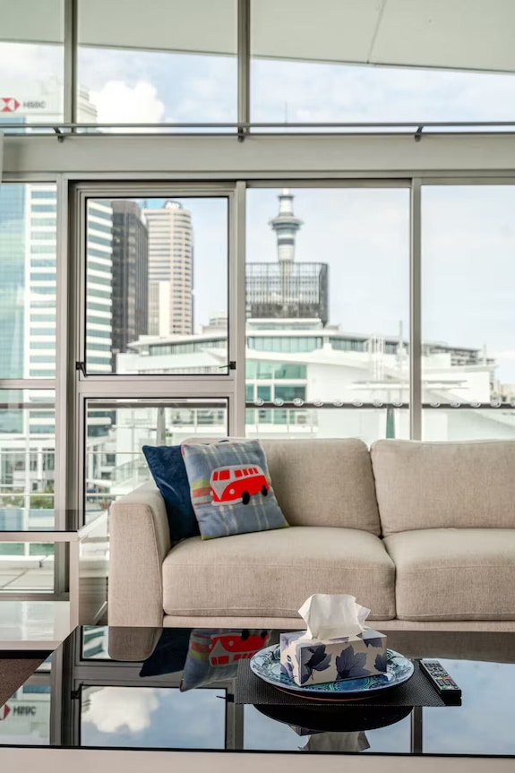 Sunbathed Penthouse With Spectacular Harbour Views - Auckland