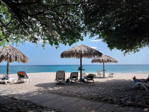 🌴 Coastal Paradise – Townhouse with Golf, Beach Club & Nature