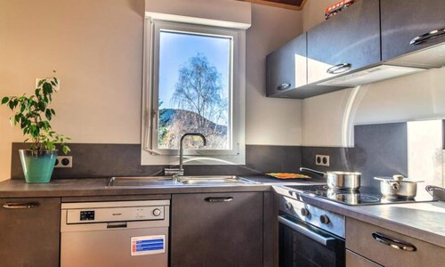 Cottage in La Canourgue With Pool Access