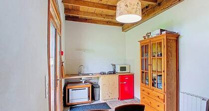 Houses & Villas for 4 People