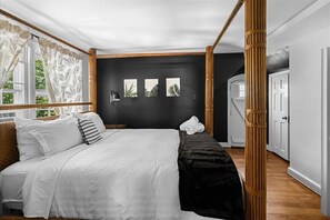 7 Schlafzimmer, Bügeleisen/Bügelbrett, Internetzugang, Bettwäsche