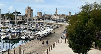 Valin 1, City Center, Opposite the Port, Lr105