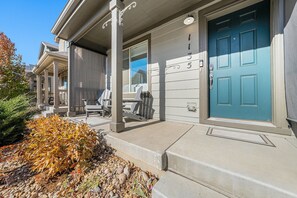 تفاصيل الفندق من الخارج