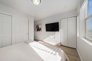 3 bedrooms, free WiFi, bed sheets