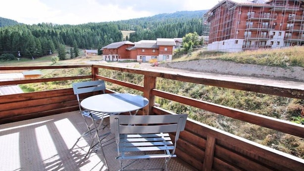 Unclassified image, 1 of 3, button - Dba315p - 1 Bedroom Apartment + Sleeping Alcove - Balcony - Sleeps 6 - 1800 Area (Puy-Saint-Vincent)
