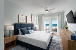 5 bedrooms, iron/ironing board, travel cot, free WiFi - Oceanfront Escape with Fire Pit & Hot Tub (Carolina Beach)