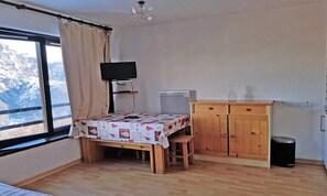 Room - P404 - 3/4 Person Apartment IN Central Resort (Puy-Saint-Vincent)