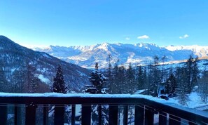 Property grounds - Apartment in Resort With Slope Access (Les Orres)