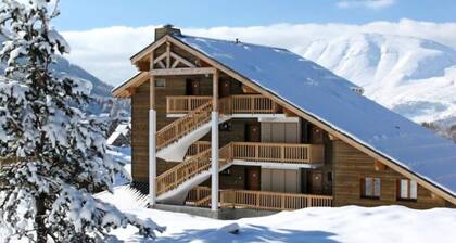 Beautiful Apartment Facing THE Suntimes