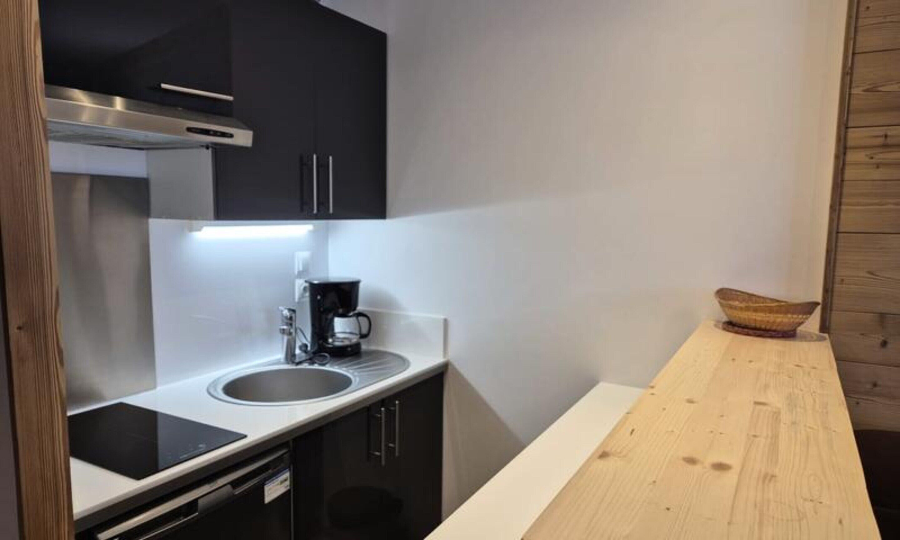 Fridge, microwave, oven, electric kettle