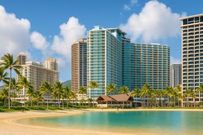 On the beach, sun-loungers, beach towels - Luxury Comfort in Waikiki-1 BR Steps From The Beach (Honolulu)