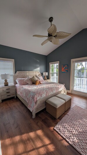 2 bedrooms, free WiFi, bed sheets, wheelchair access - Angler's Reef : Waterfront Beach, Pool, Kayaks & Boat Dock Available (Islamorada)